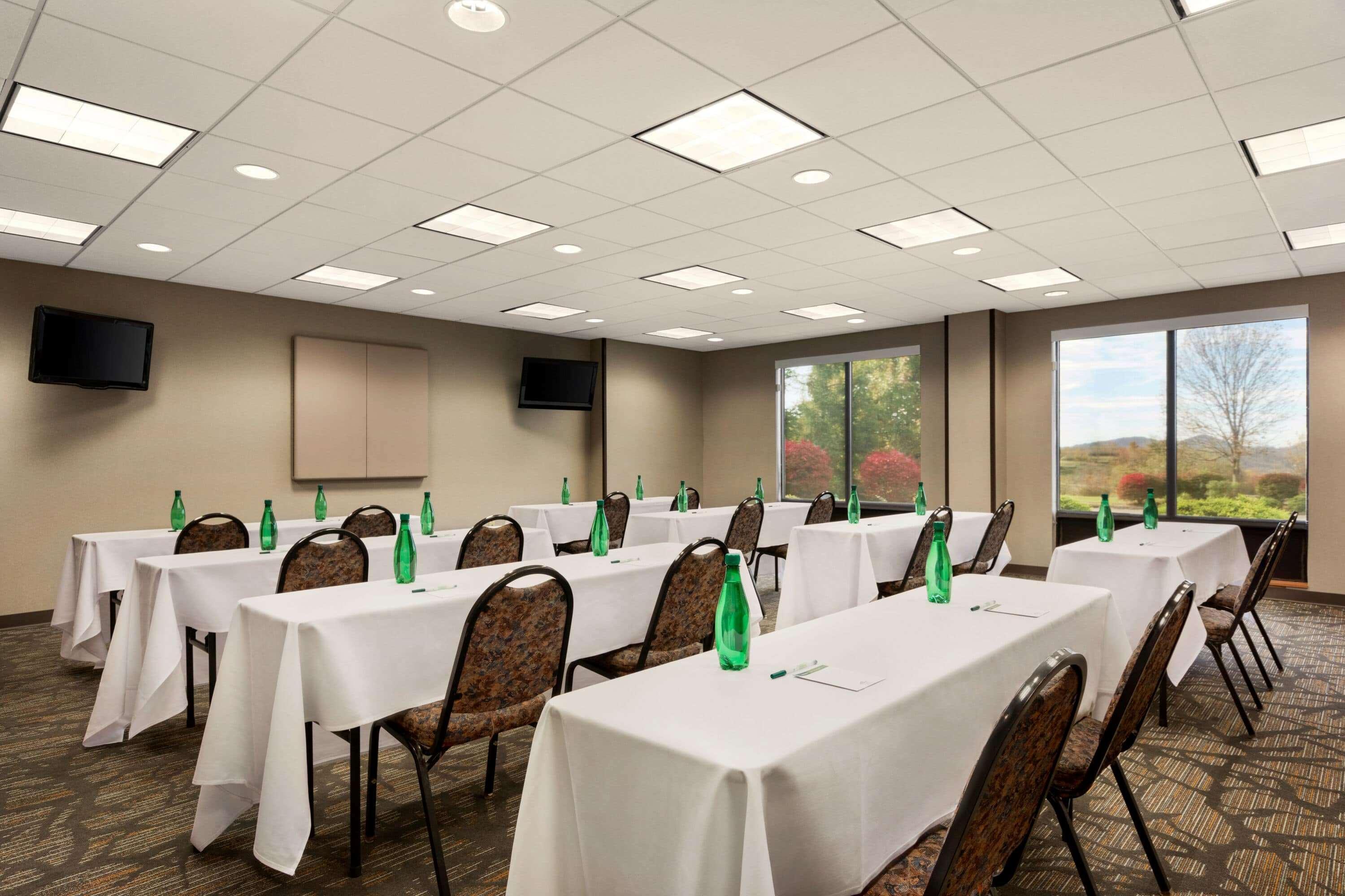 Hotel Wingate By Wyndham Bridgeport Clarksburg Exterior foto