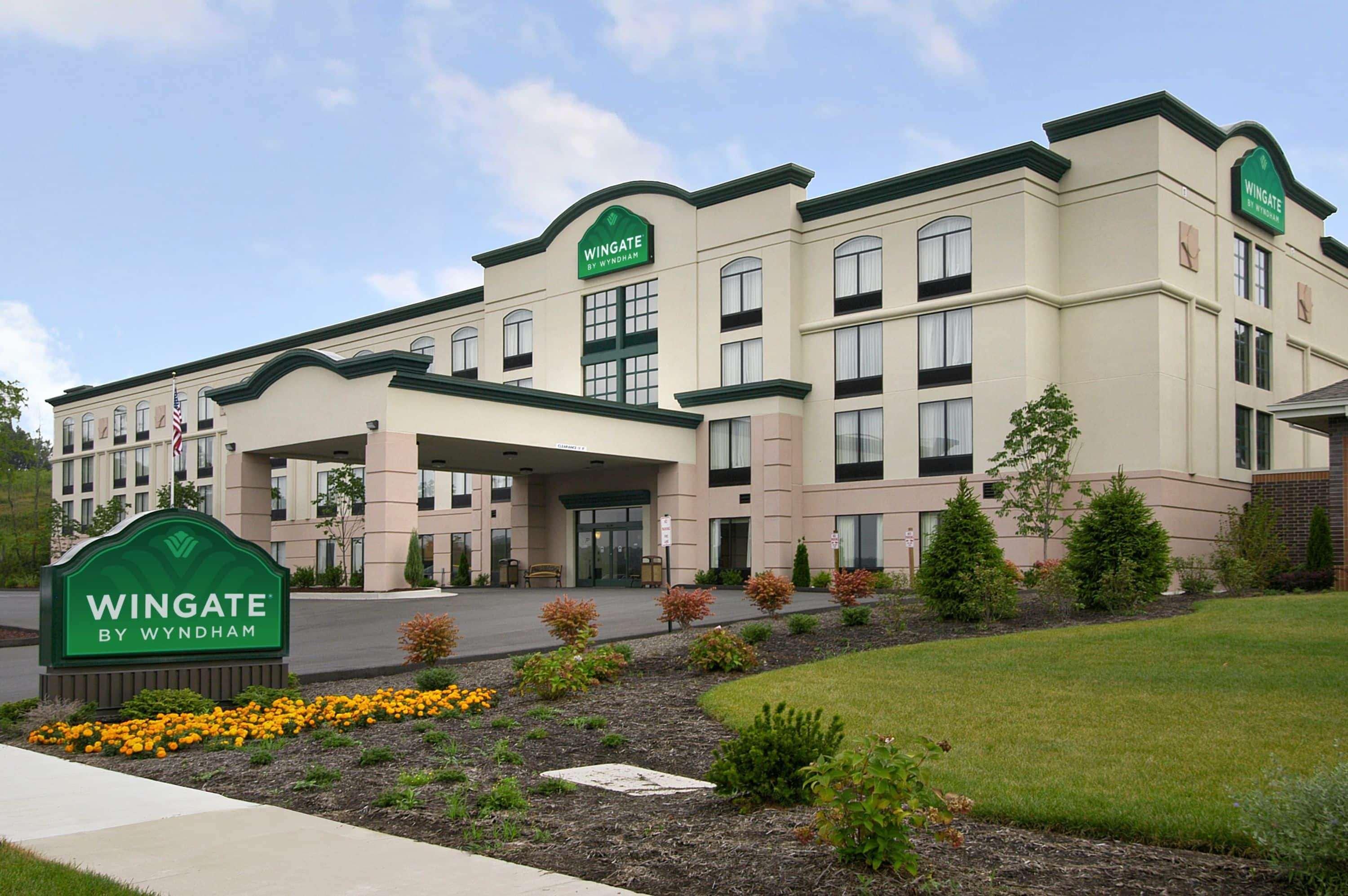 Hotel Wingate By Wyndham Bridgeport Clarksburg Exterior foto